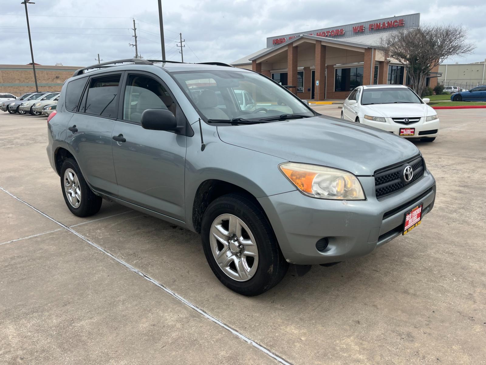 2008 green /TAN Toyota RAV4 Base I4 4WD (JTMBD33V685) with an 2.4L L4 DOHC 16V engine, 4-Speed Automatic transmission, located at 14700 Tomball Parkway 249, Houston, TX, 77086, (281) 444-2200, 29.928619, -95.504074 - Photo #0